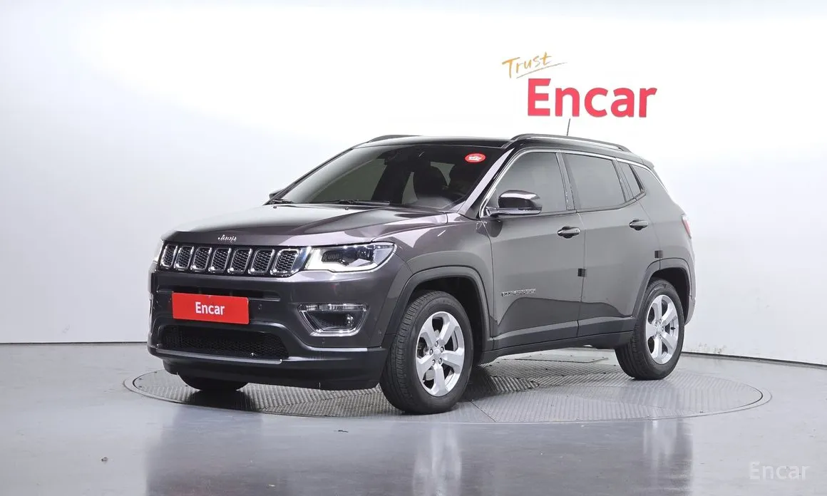 Фото 1 - Jeep Compass