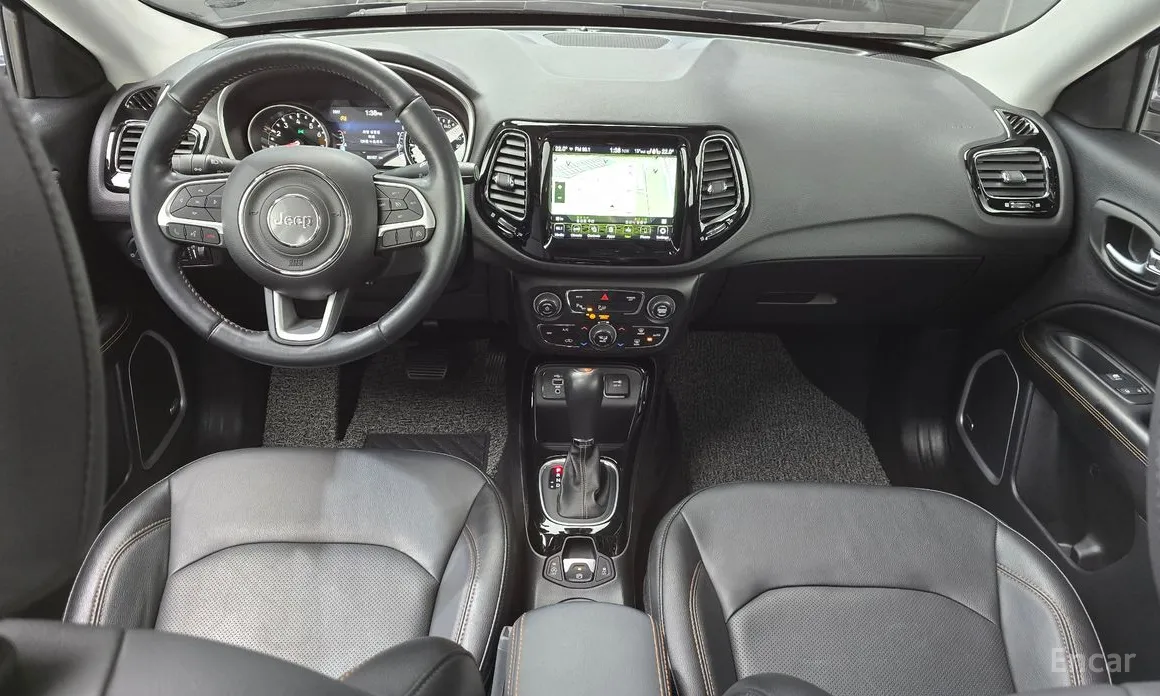 Фото 7 - Jeep Compass