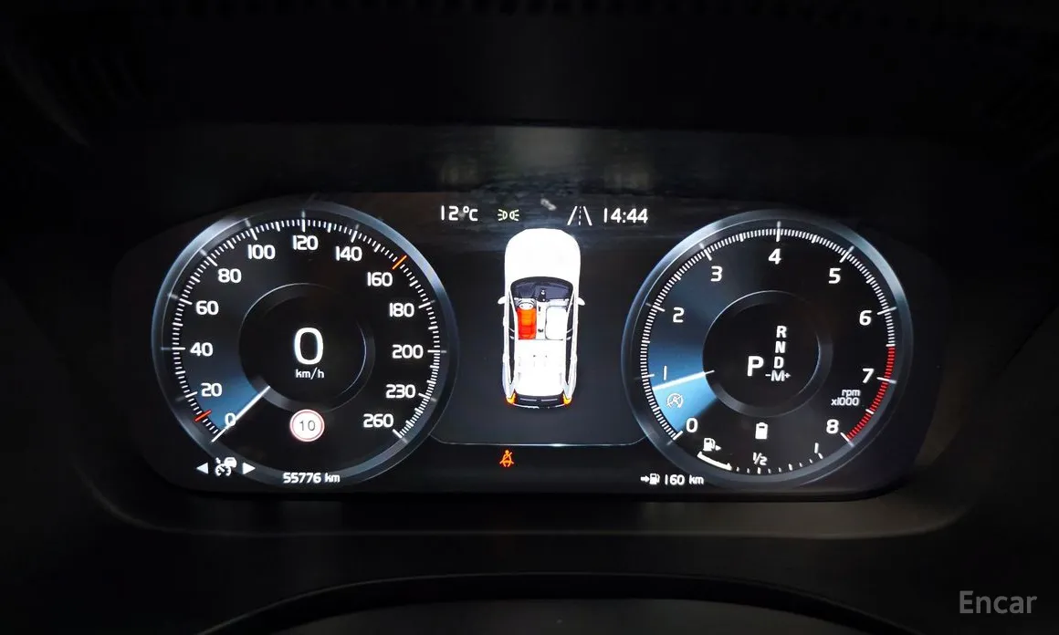 Фото 8 - Volvo XC60