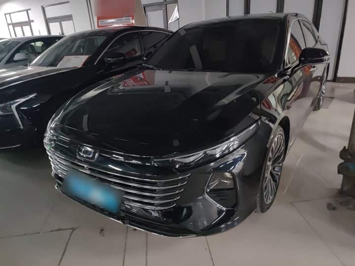 Фото 1 - Bestune B70