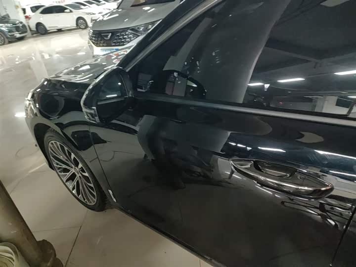 Фото 5 - Bestune B70