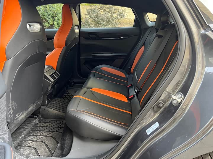 Фото 9 - Changan UNI-V