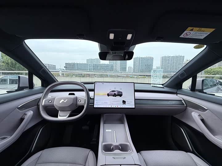 Фото 10 - Nio Onvo L60