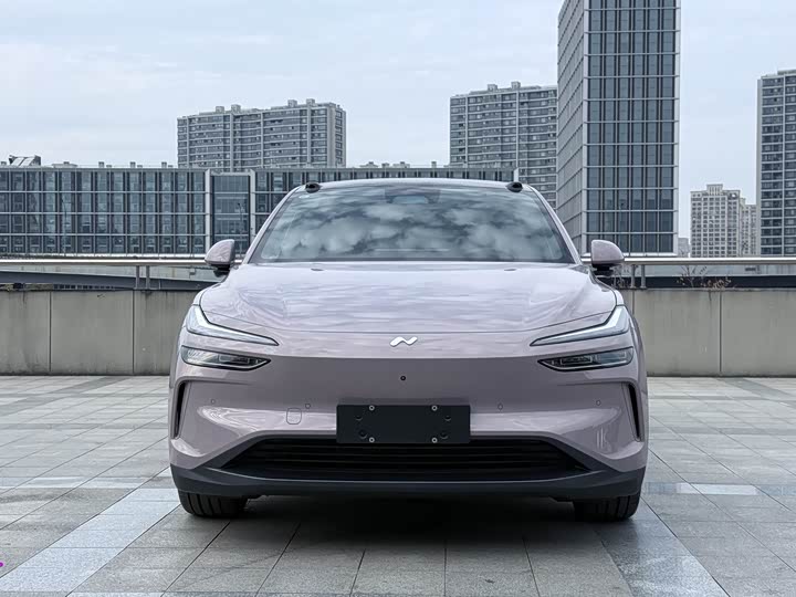 Фото 2 - Nio Onvo L60