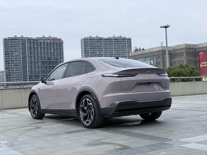 Фото 7 - Nio Onvo L60