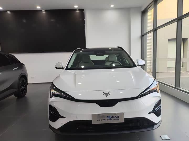 Фото 2 - BAIC Arcfox Alpha T5