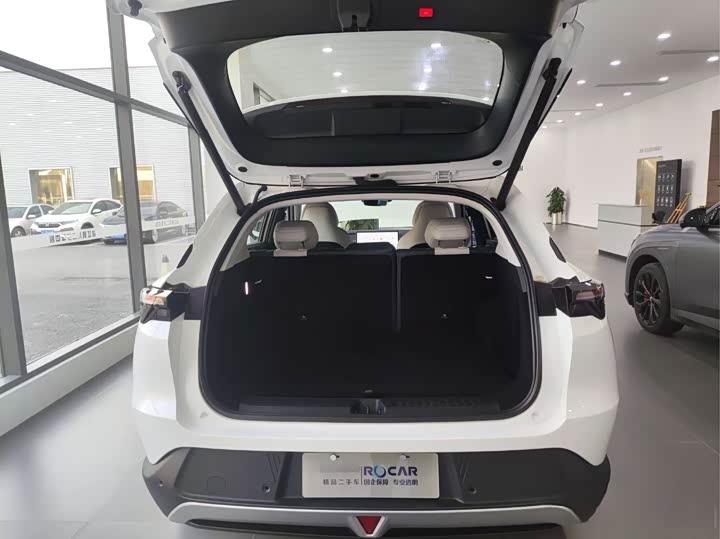 Фото 3 - BAIC Arcfox Alpha T5