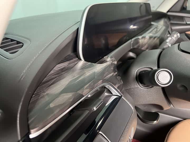 Фото 13 - Buick GL6