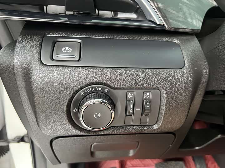 Фото 15 - Buick GL6