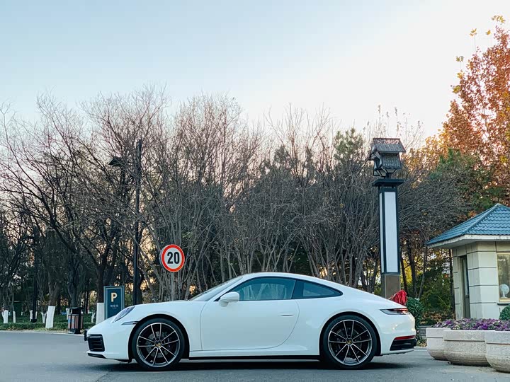 Фото 11 - Porsche 911