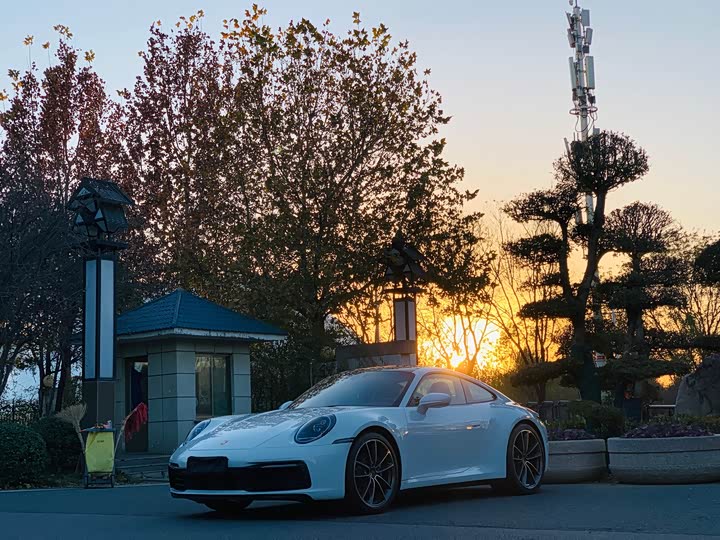 Фото 3 - Porsche 911