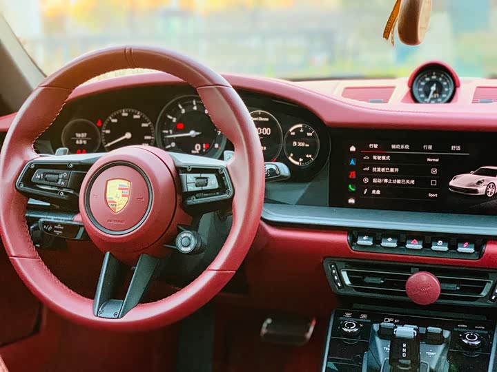 Фото 8 - Porsche 911