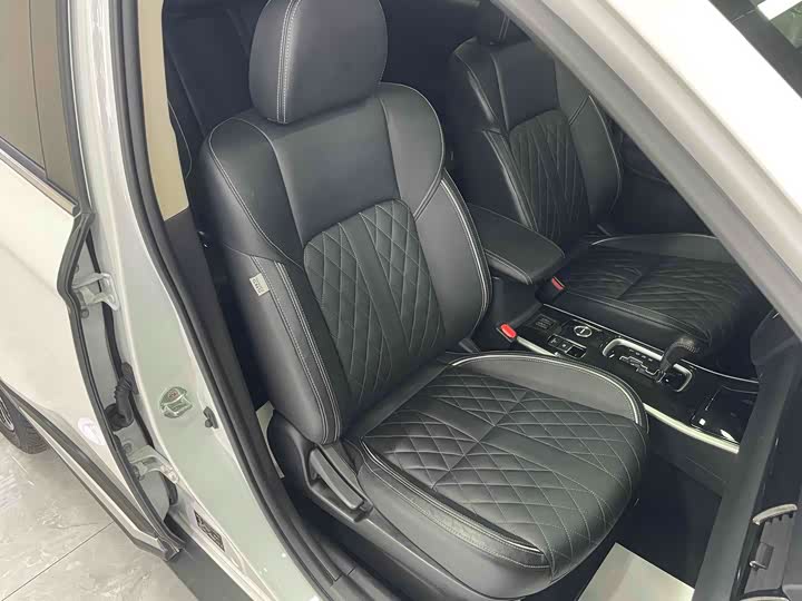 Фото 19 - Mitsubishi Outlander