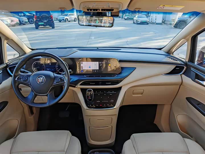 Фото 10 - Buick GL8 ES