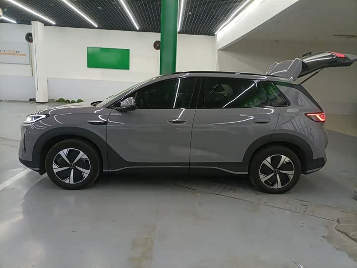 Фото 5 - BYD Sea Lion 05 EV