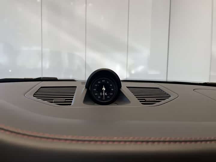 Фото 10 - Porsche 911