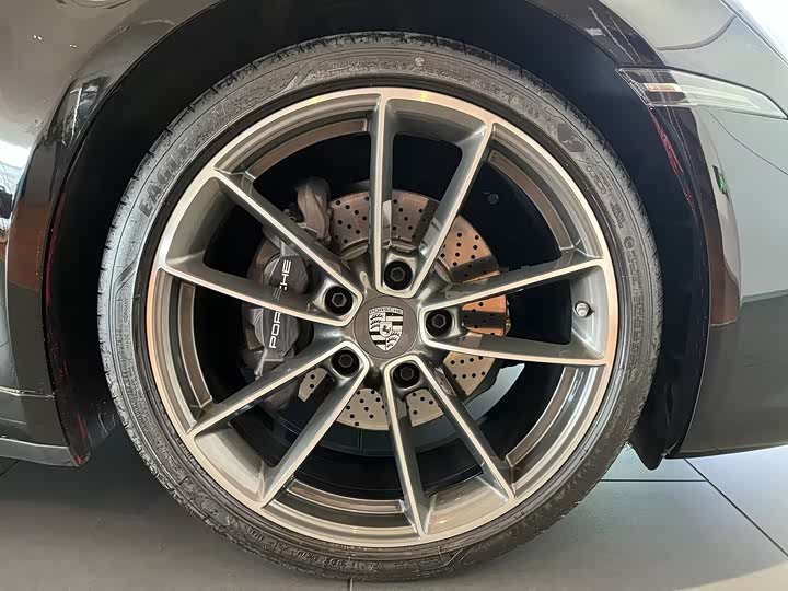 Фото 11 - Porsche 911