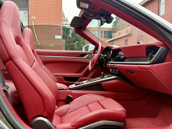 Фото 18 - Porsche 911