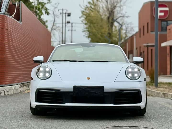 Фото 2 - Porsche 911