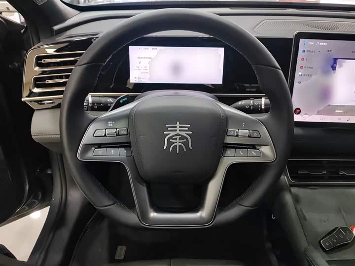 Фото 3 - BYD Qin L