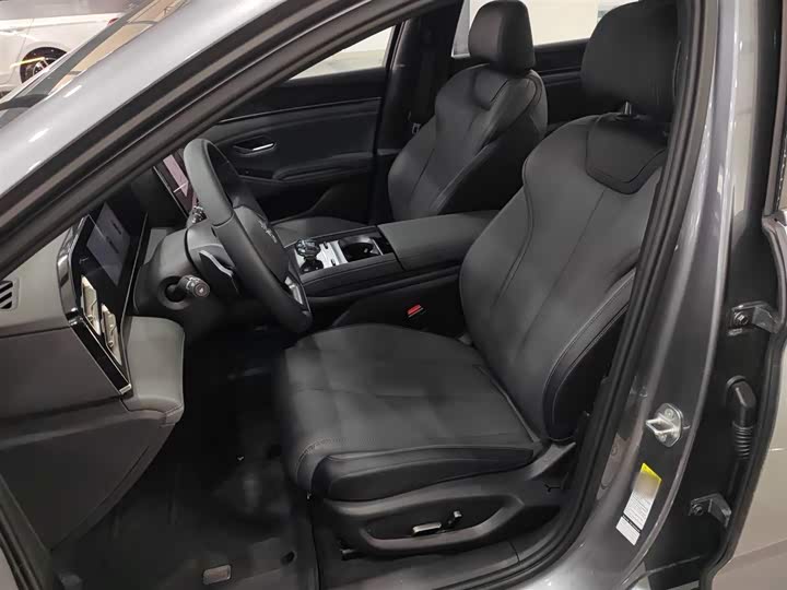 Фото 7 - BYD Qin L