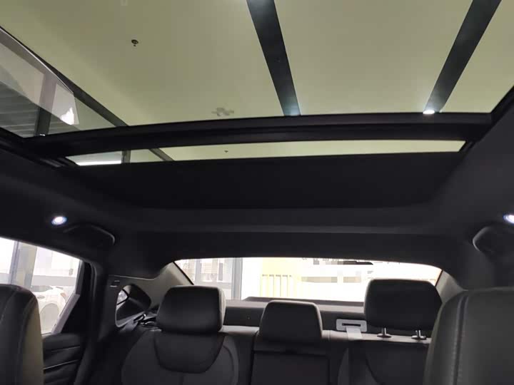 Фото 8 - BYD Qin L