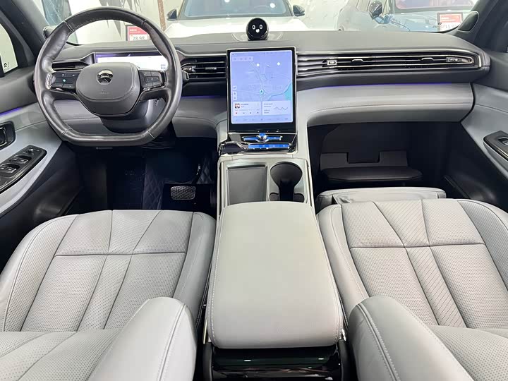 Фото 12 - Nio ES8