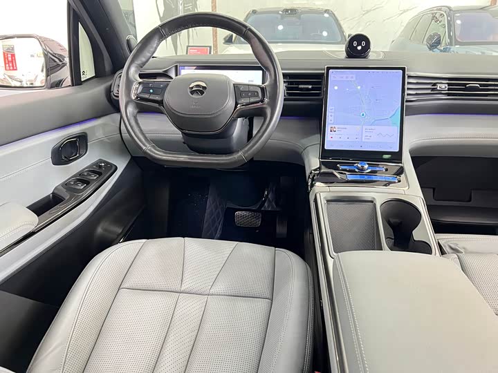 Фото 13 - Nio ES8