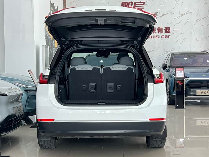 Фото 7 - Nio ES8