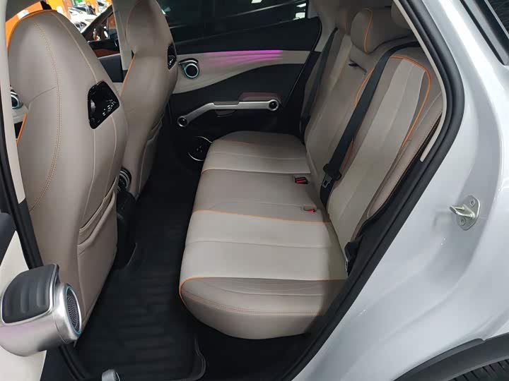 Фото 17 - BYD Yuan Plus