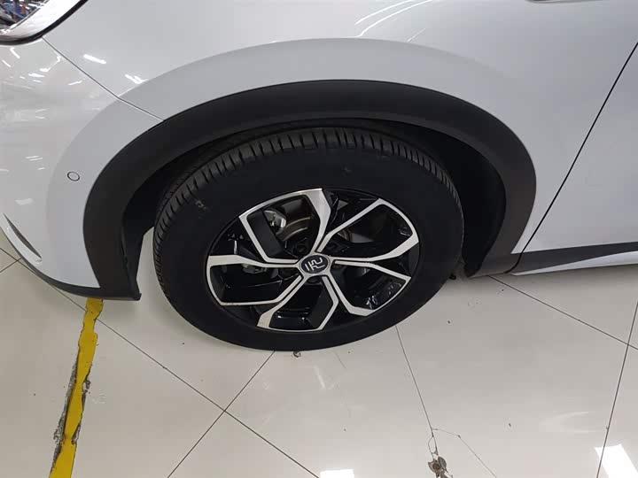 Фото 23 - BYD Yuan Plus