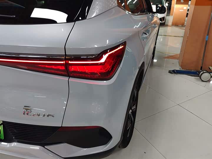 Фото 8 - BYD Yuan Plus