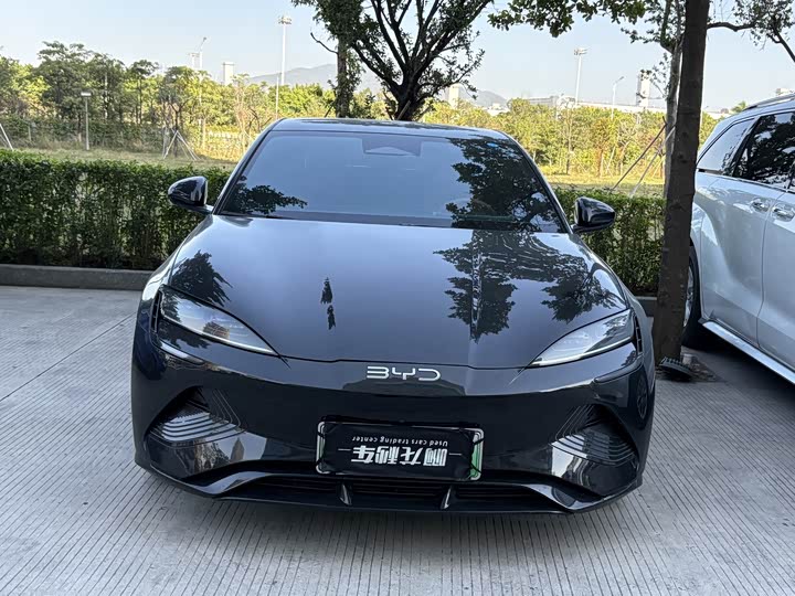 Фото 2 - BYD Seal