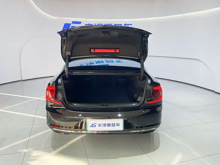 Фото 6 - Volvo S90 Hybrid