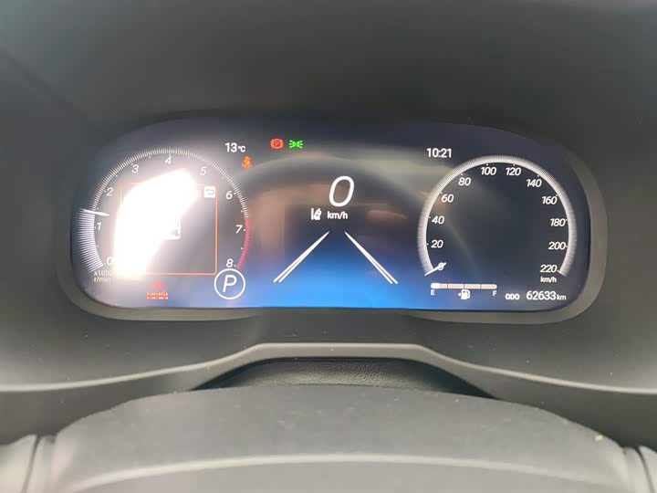 Фото 12 - Toyota RAV4