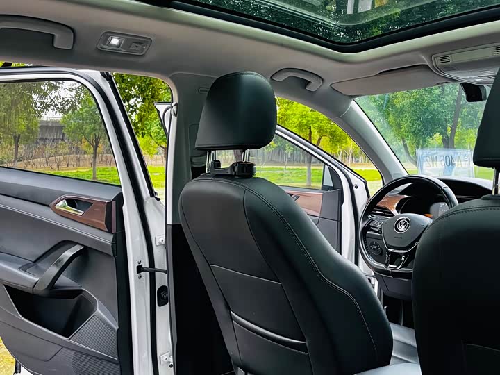 Фото 20 - Volkswagen Tharu