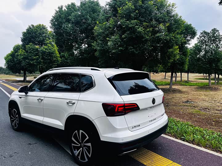 Фото 8 - Volkswagen Tharu