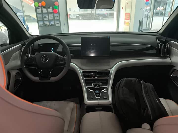 Фото 10 - BYD Song Pro Hybrid