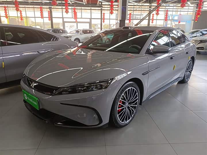 Фото 2 - BYD Han