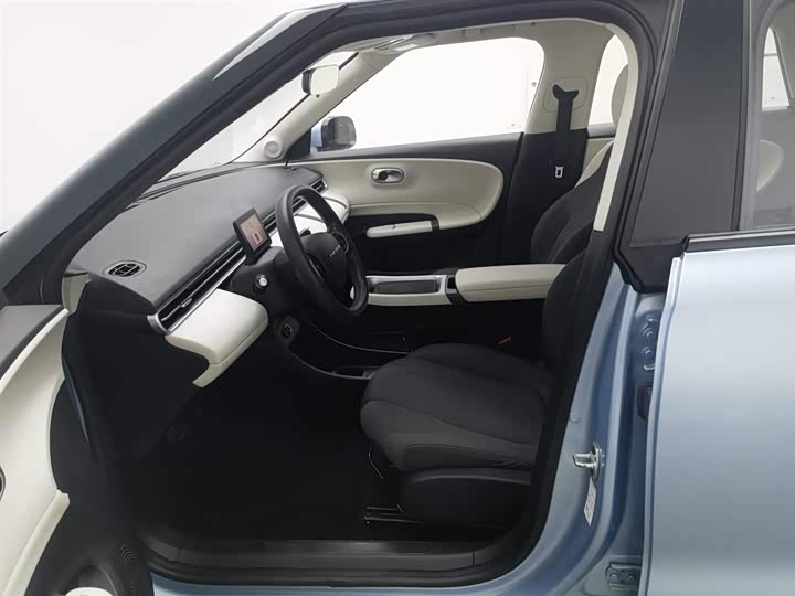 Фото 10 - Dongfeng Nammi 01