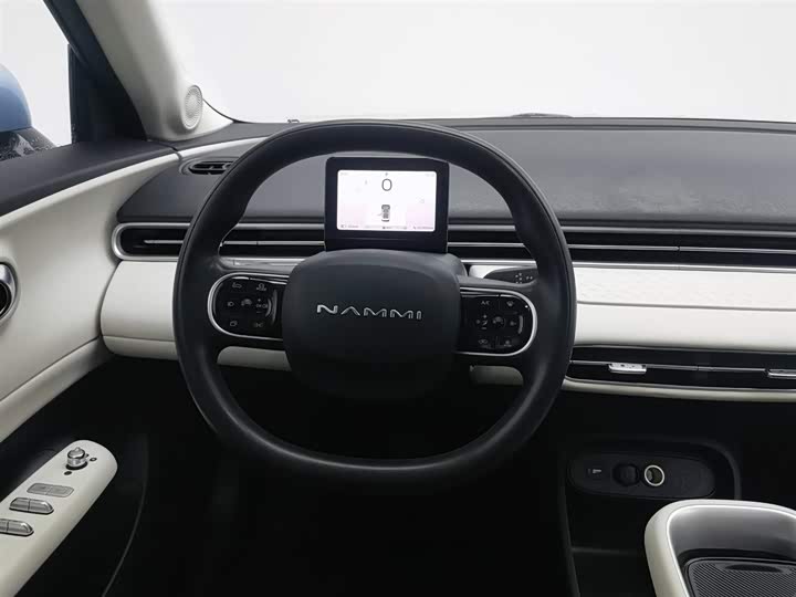 Фото 11 - Dongfeng Nammi 01