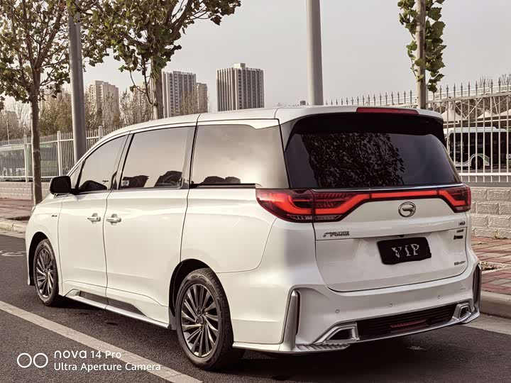 Фото 14 - GAC Trumpchi M8