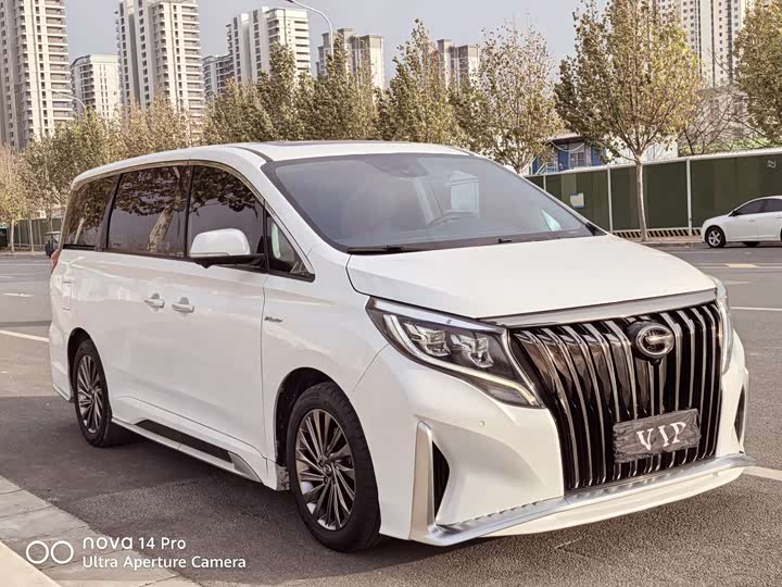 Фото 3 - GAC Trumpchi M8