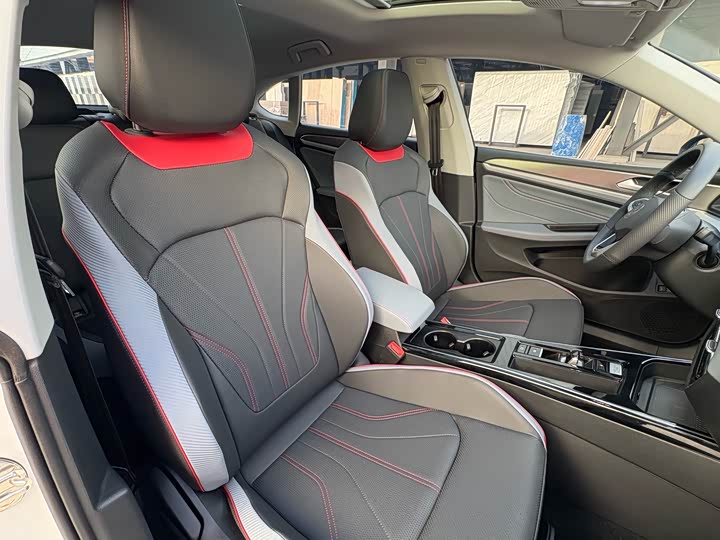 Фото 8 - Volkswagen Lamando L