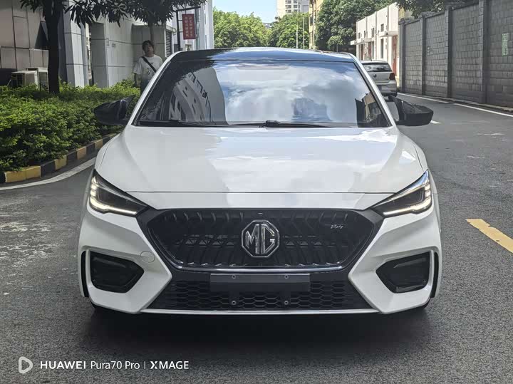 Фото 2 - MG Motor 6