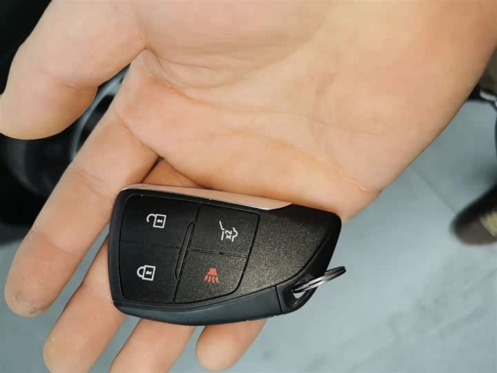 Фото 9 - Buick Envision Plus