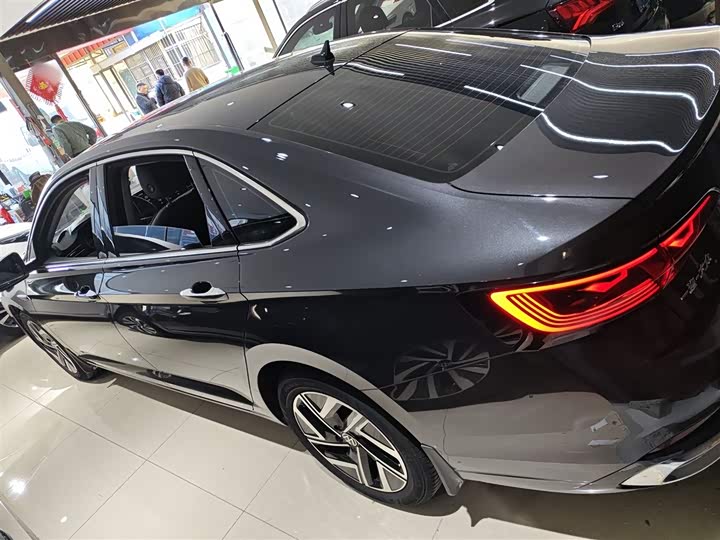 Фото 5 - Volkswagen Sagitar L