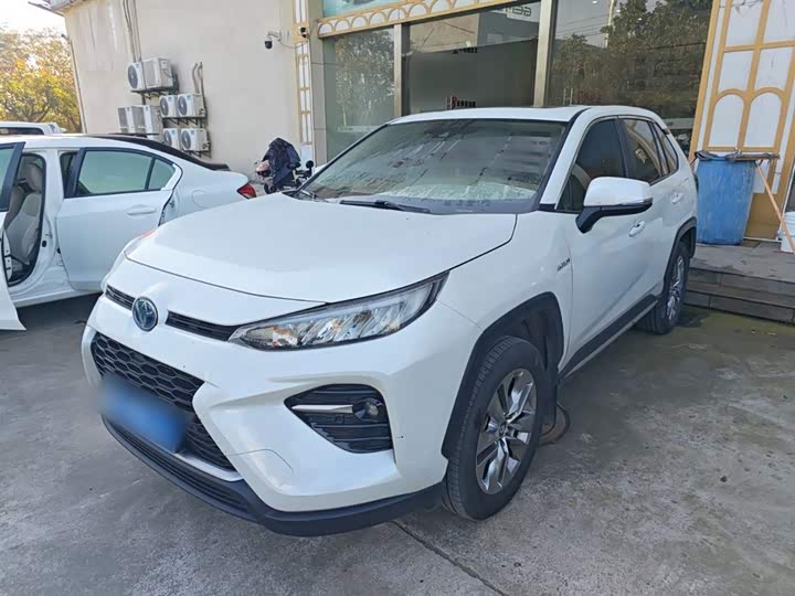 Фото 1 - Toyota Wildlander