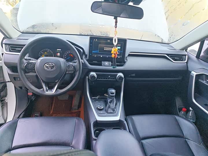 Фото 10 - Toyota Wildlander