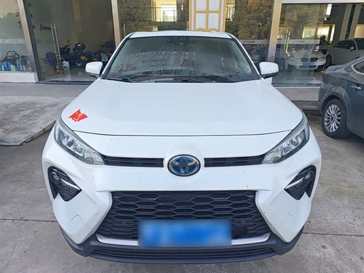 Фото 3 - Toyota Wildlander